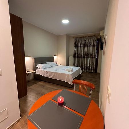 Skyline Studios Tirana Extérieur photo