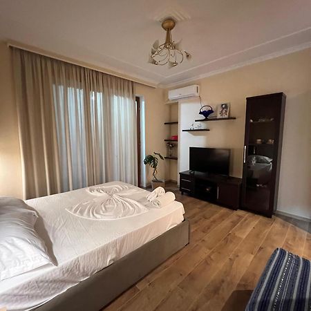 Skyline Studios Tirana Extérieur photo