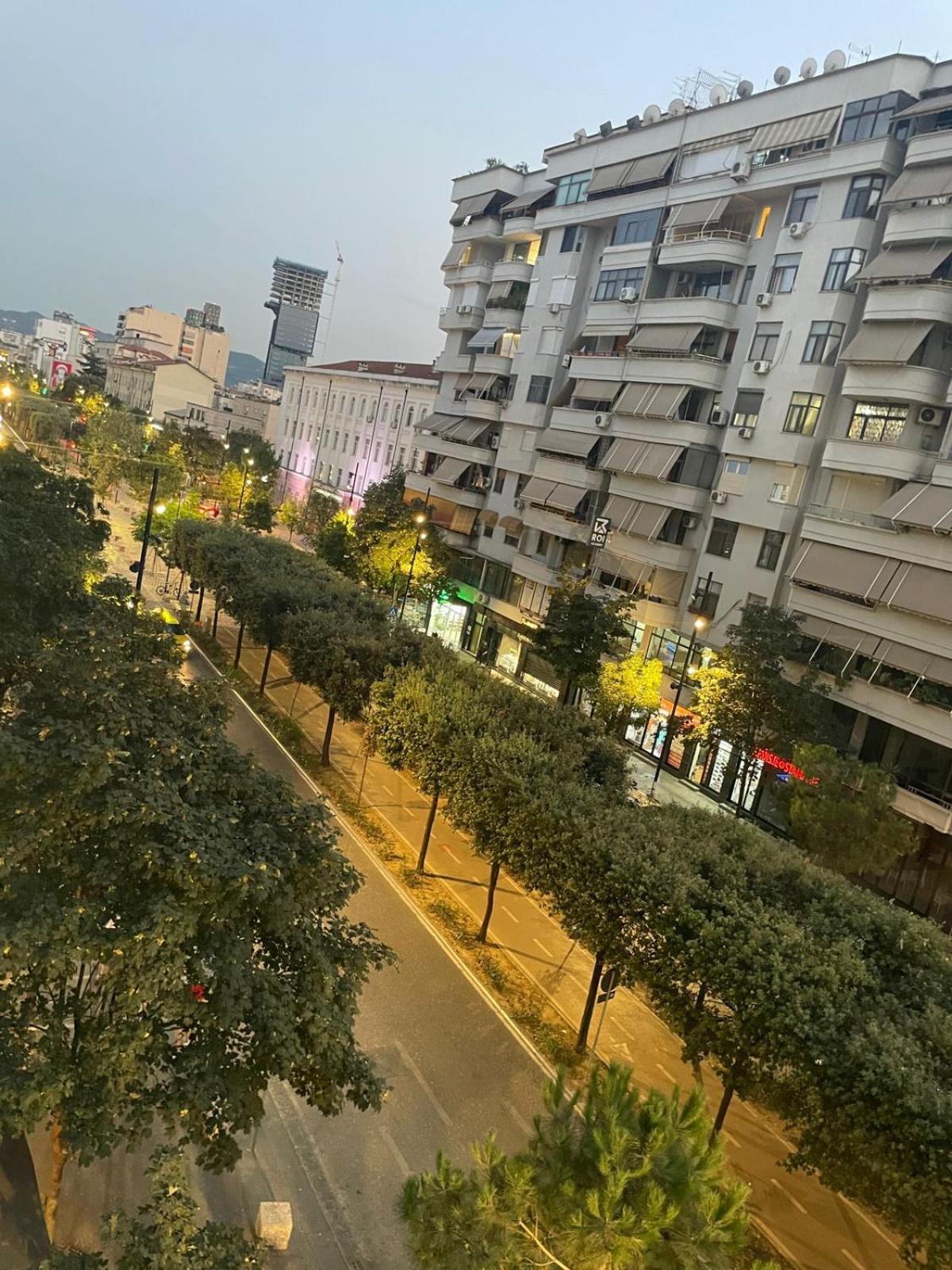 Skyline Studios Tirana Extérieur photo